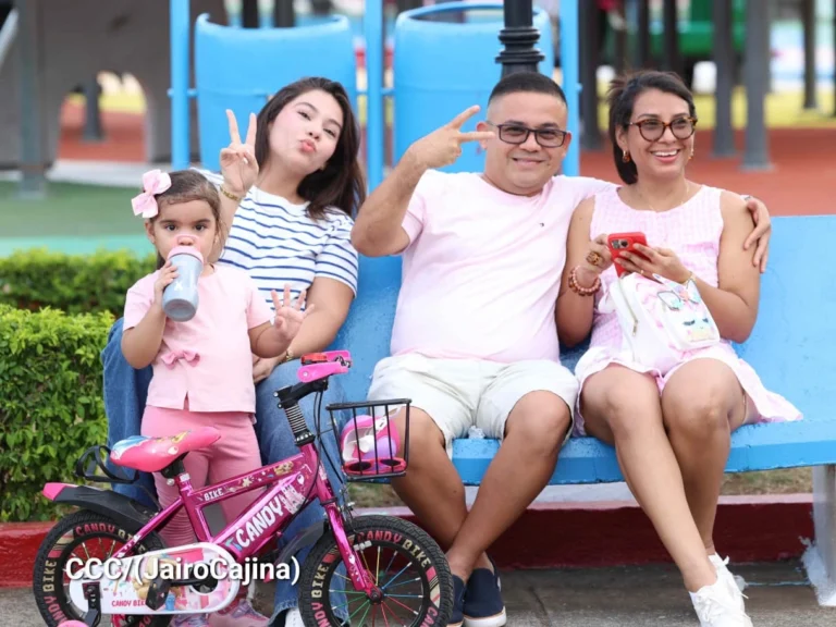 Familias aprovechan las vacaciones para visitar espacios recreativos de Managua