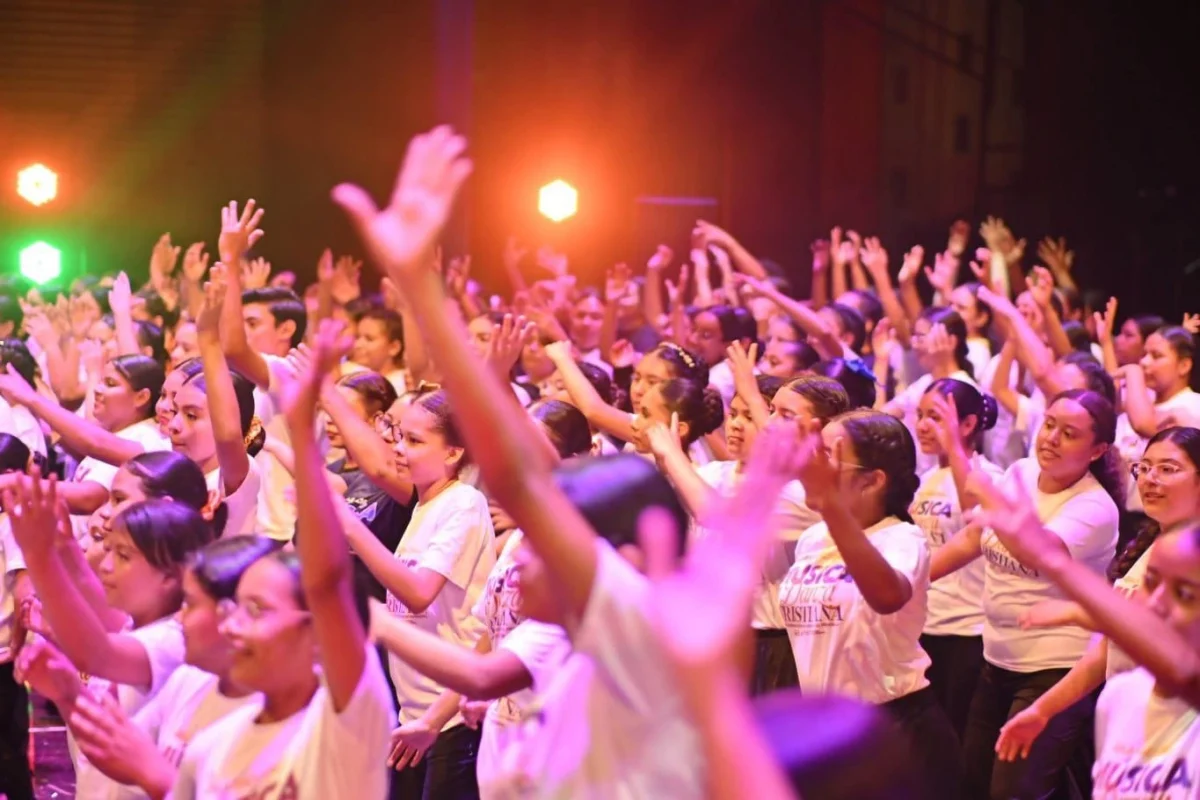 Juventud nicaragüense celebra la paz en Quinta Gala Nacional de Danza y Música Cristiana