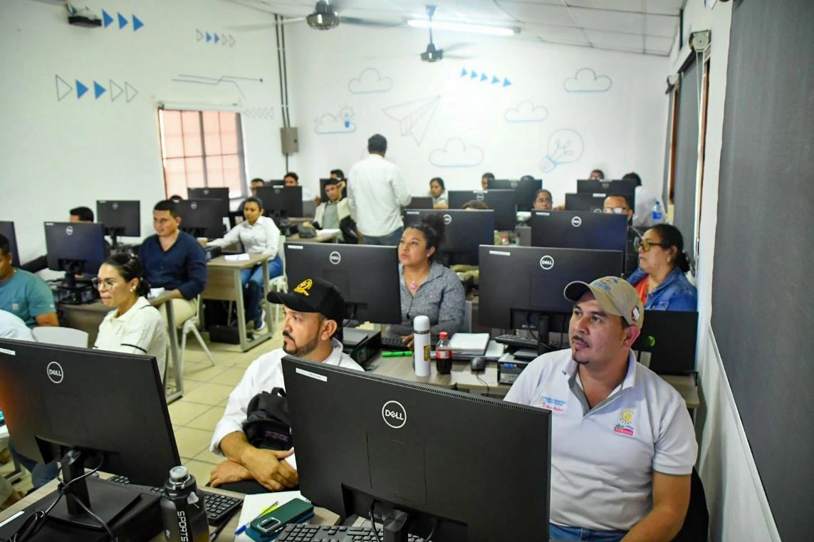 MARENA fortalece capacidades en herramientas de Inteligencia Artificial