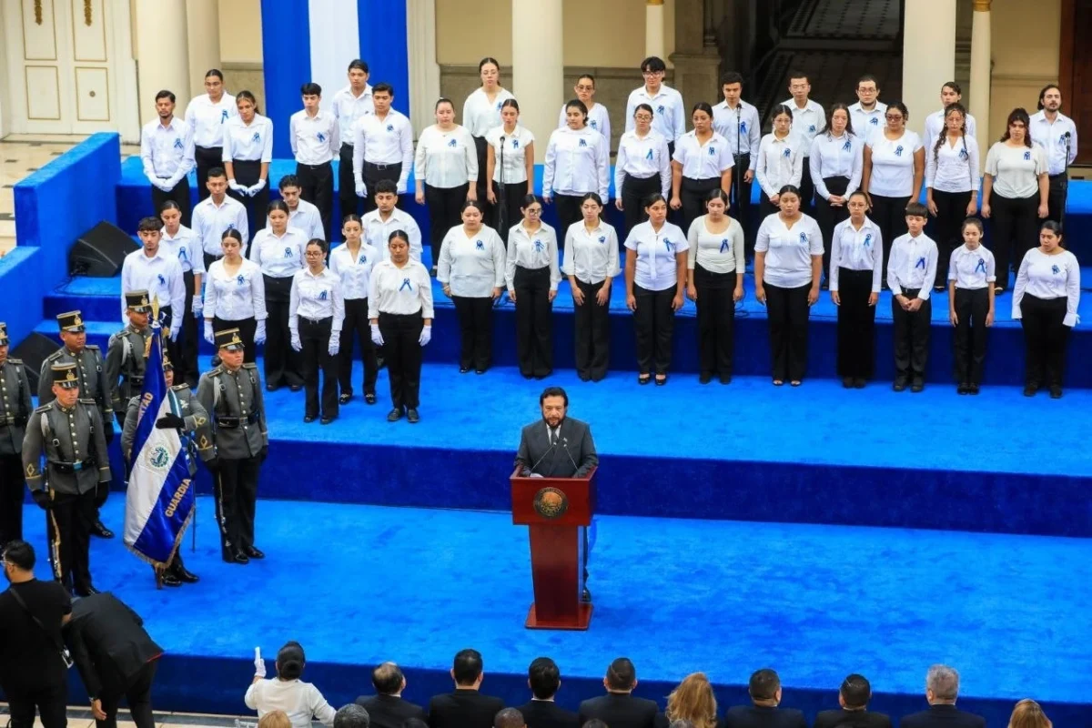 Nicaragua participa en inauguración de las Fiestas Patrias de El Salvador