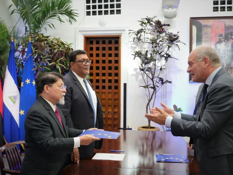 Nicaragua recibe copias de estilo del nuevo Embajador de la Unión Europea