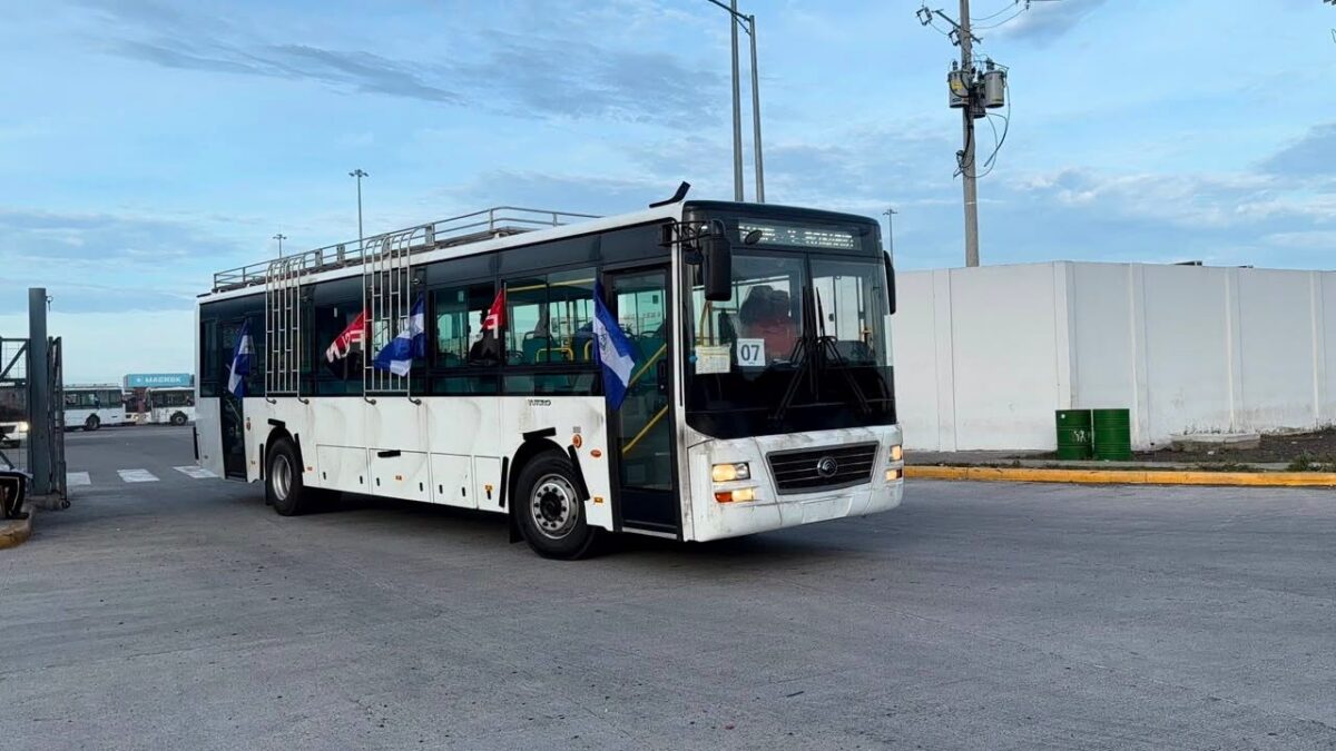 Nicaragua recibe más buses de la República Popular China