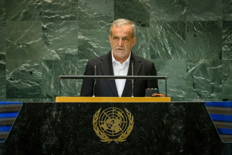 Presidente de Irán acusa a EE.UU. e Israel de agredir a Irán ante la ONU