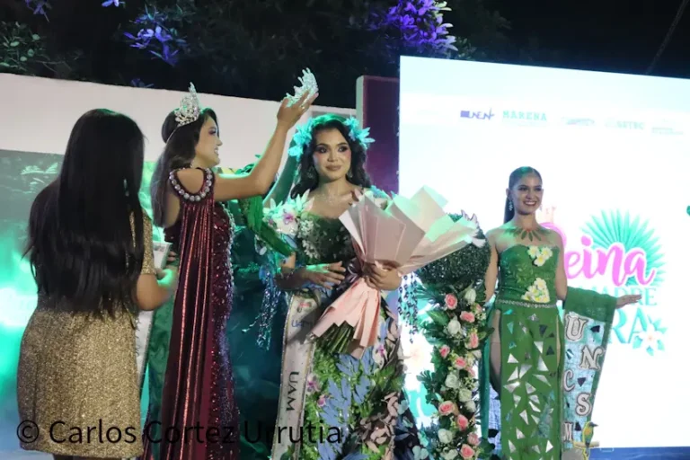 Eligen a la Reina de la Madre Tierra de Universidades Verdes 2026
