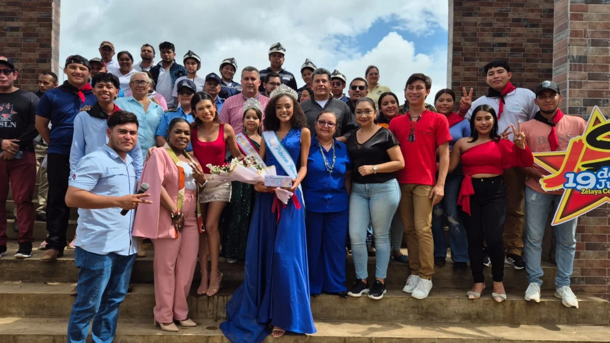 Sharis Downs regresa a Bluefields tras ser coronada Princesa Nicaragua