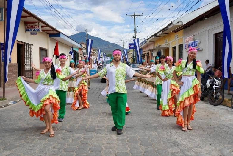 Somoto celebra el Día Nacional del Huipil con Festival de Trajes Originales del Folklore