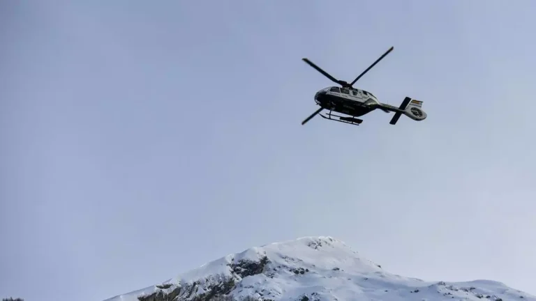 Mueren 11 alpinista tras una avalancha en Rusia