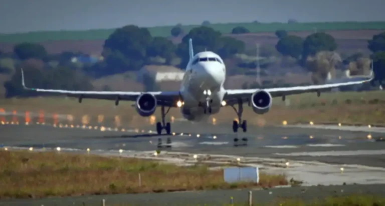 Avión con 296 pasajeros aterriza de emergencia en Portugal