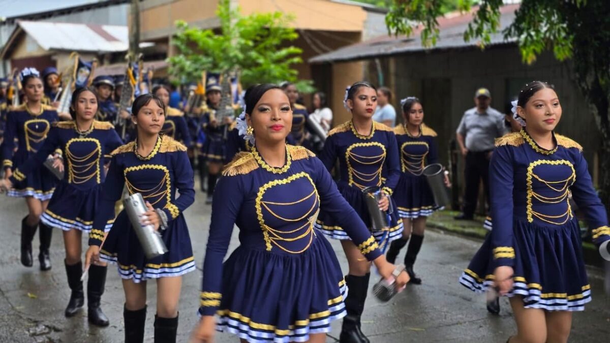 Nicaragua celebra el 14 de septiembre con desfiles escolares