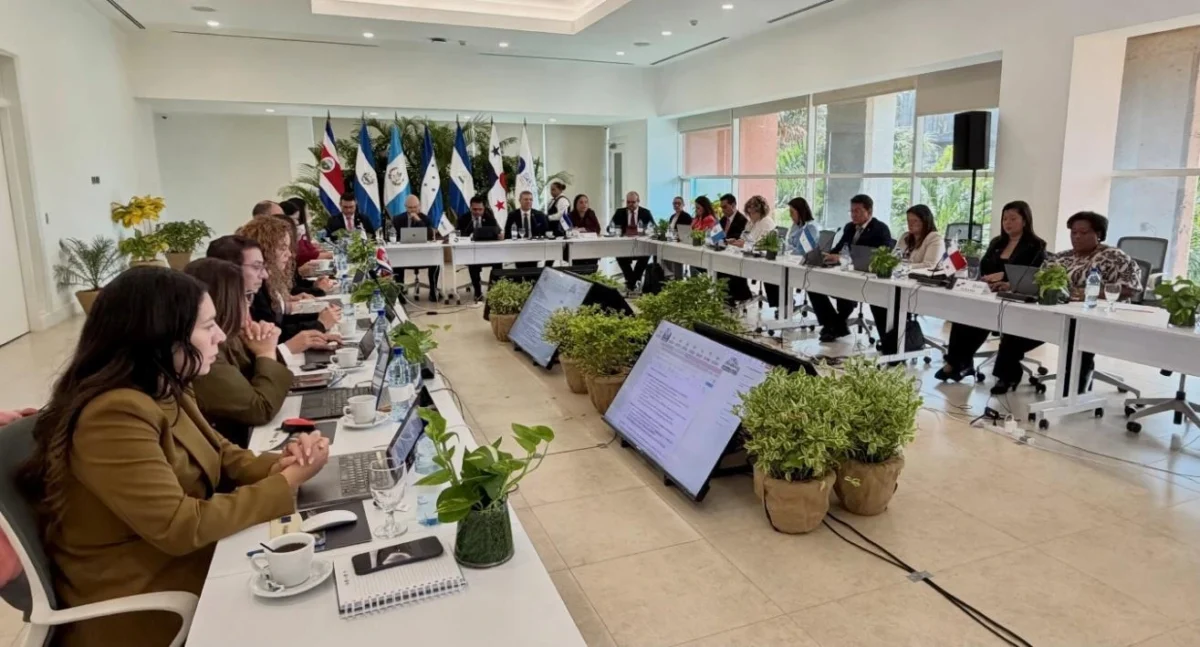 Centroamérica actualiza normas aduaneras para fortalecer la integración económica regional.