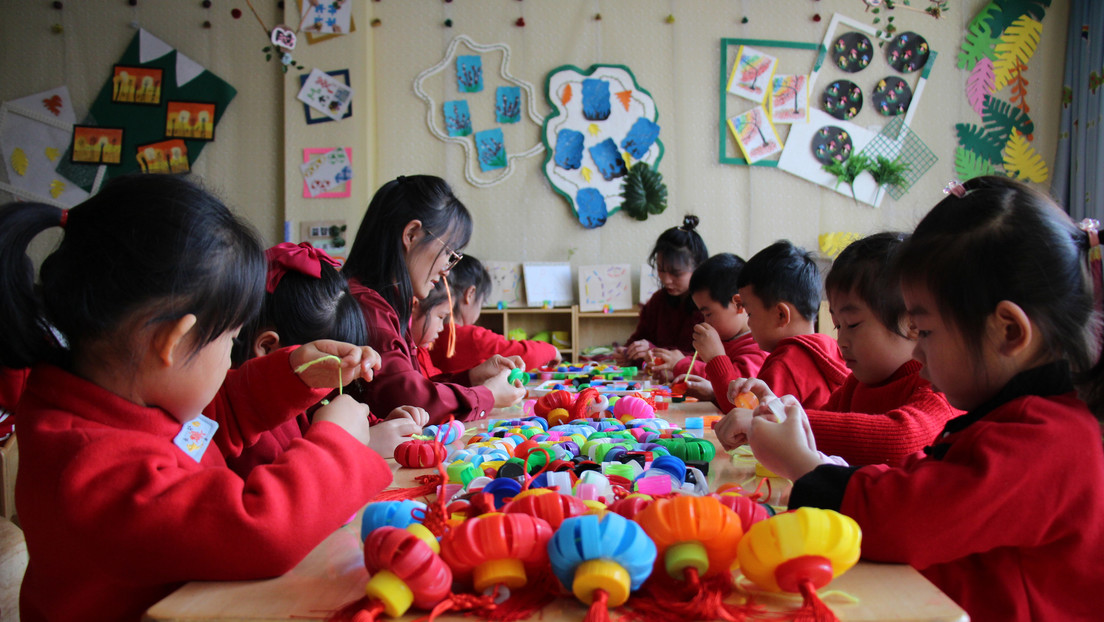 China condena a cadena perpetua a directora de jardín infantil por envenenar a más de 200 niños