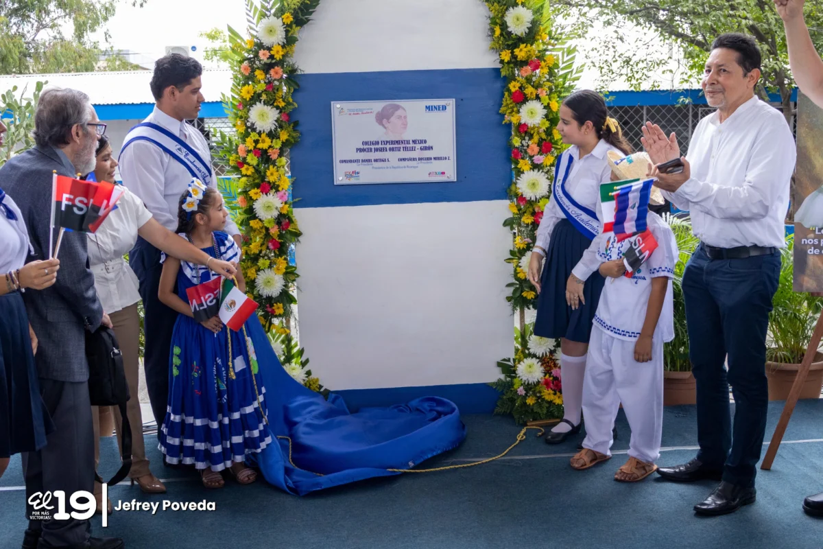 Desde hoy es colegio Experimental México Prócer Josefa Ortiz Téllez-Jirón