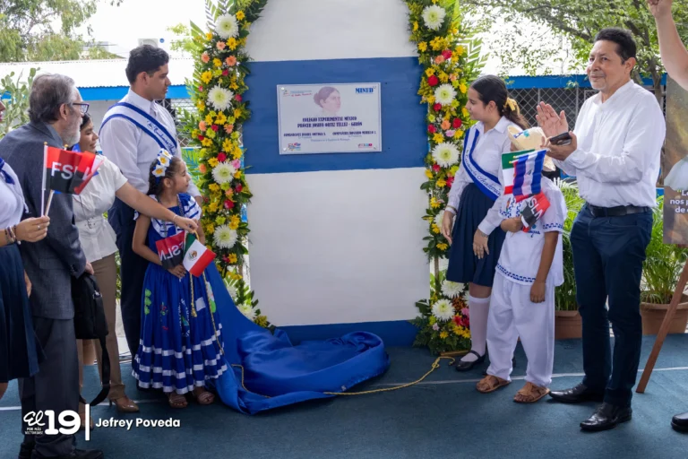 Desde hoy es colegio Experimental México Prócer Josefa Ortiz Téllez-Jirón