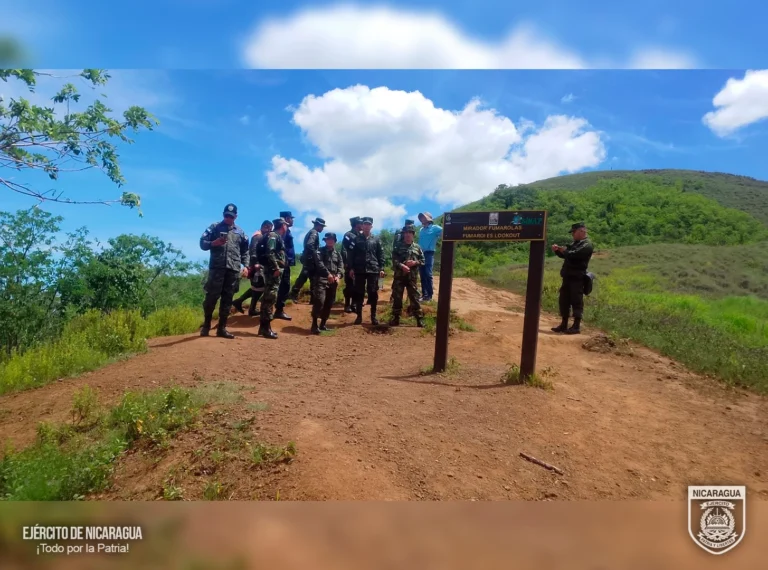 Ejército participa en jornada ambiental en el Volcán Masaya