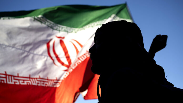 Irán promete nuevos frentes si EEUU e Israel reanudan agresiones