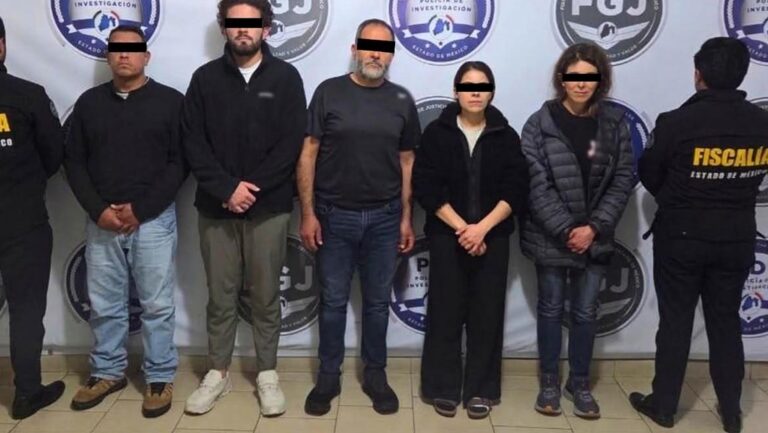 Capturan a banda familiar que extorsionaba a funcionarios públicos