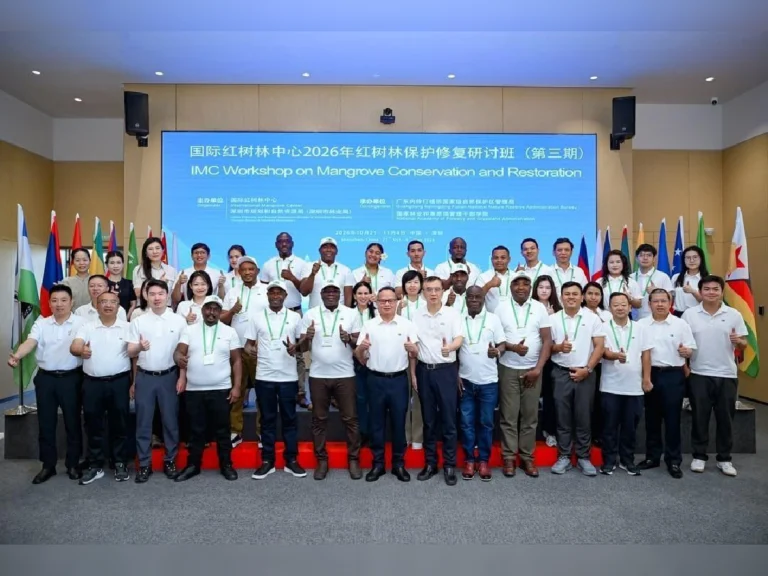 Nicaragua fortalece conocimientos para la conservación y restauración de manglares en China