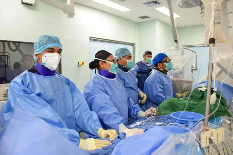 Realizan 34 procedimientos cardíacos en el hospital Vélez Paiz