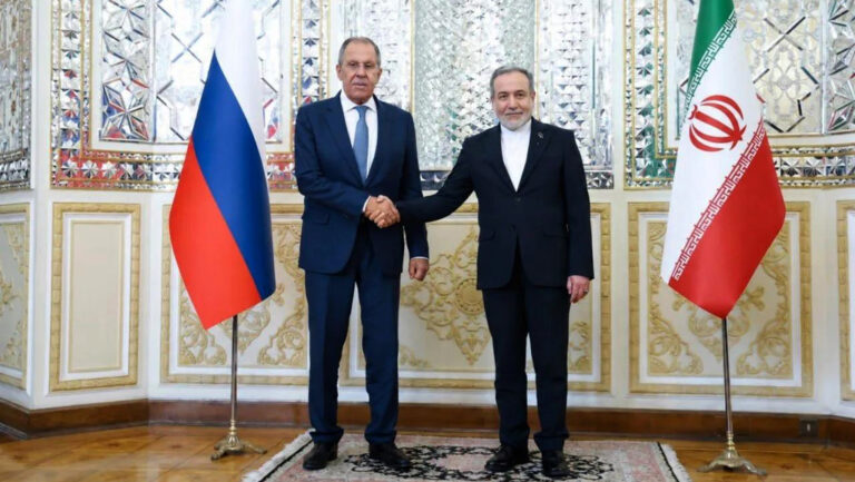 Cancilleres de Rusia e Irán sostienen un encuentro