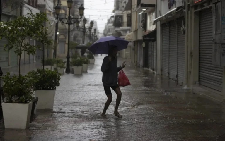 Vaguada provocará aguaceros y tormentas eléctricas en varias provincias de República Dominicana