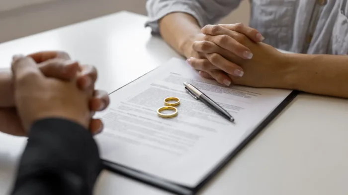 Una mujer acudió a los tribunales rusos, para pedir la mitad del dinero que gastó su marido en una “amante” y que formaba parte del presupuesto familiar.