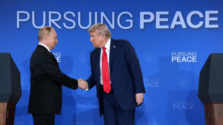 El Kremlin destaca sobre posible reunión entre Putin y Trump