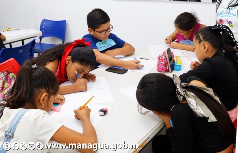 Un total de 80 niños participan en el concurso de pintura “Sandino Inspiración de la Niñez”