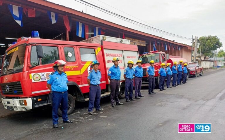 Bomberos envían dos camiones a nueva estación en Loma Linda, Managua