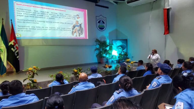 Presentan Cartilla “Viviendo con Enfermedades Crónicas Degenerativas”