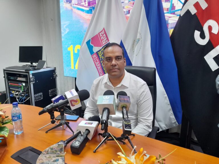 Más de 120 mil toneladas métricas de carga recibieron los Puertos Comerciales