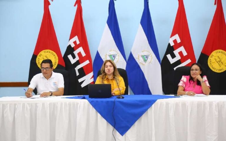 Inician celebraciones del Día de las Madres en los Centros Educativos