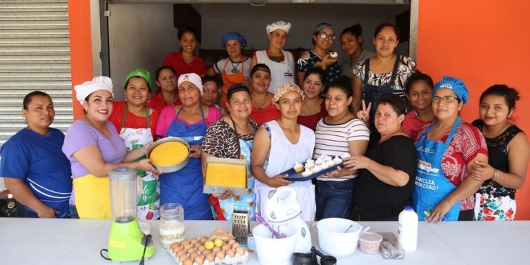 Escuelas Municipales de Oficio atendieron en el 2023 a más de 38 mil protagonistas