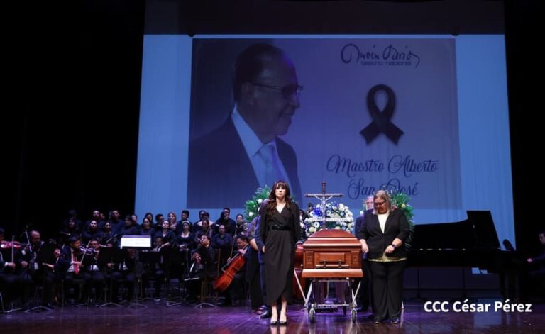 Rinden homenaje póstumo a maestro lírico Alberto San José