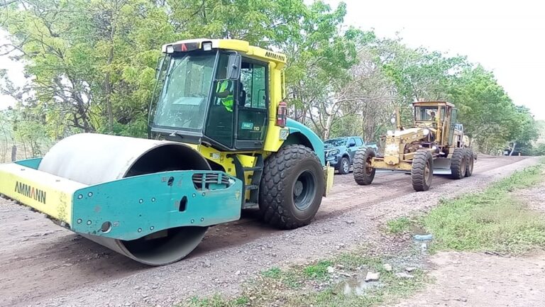 Construyen 4km de adoquinado entre Juigalpa-Puerto Díaz