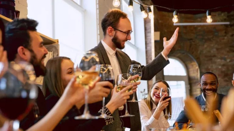 Despiden a hombre por invivible