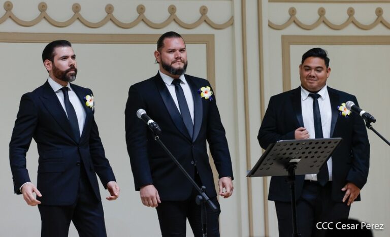 Fundación Incanto le canta a la Patria