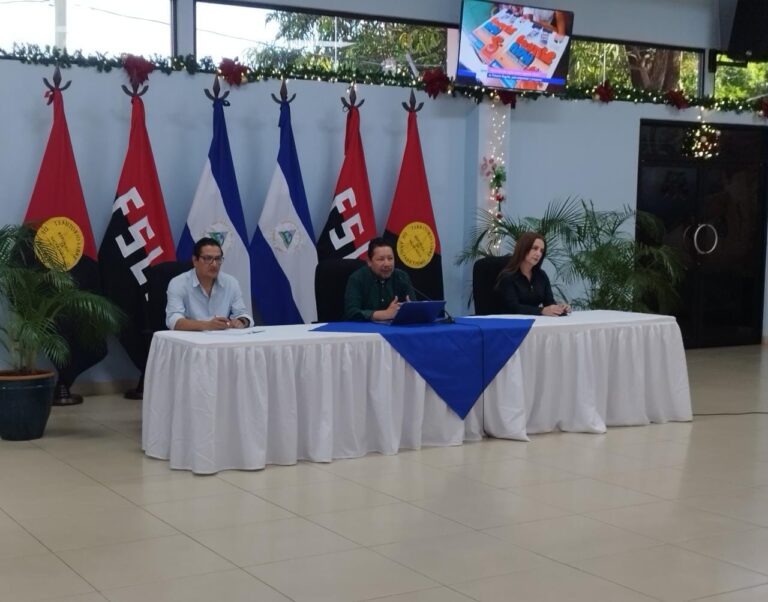 Más de 180 docentes de secundaria se graduarán como técnicos de campo