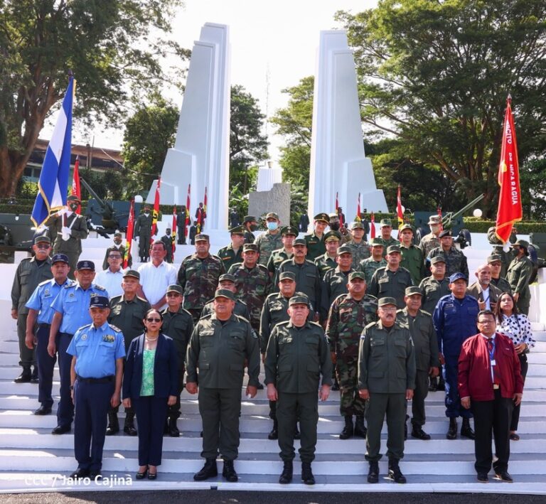 Conmemoran el Día del Soldado de la Patria