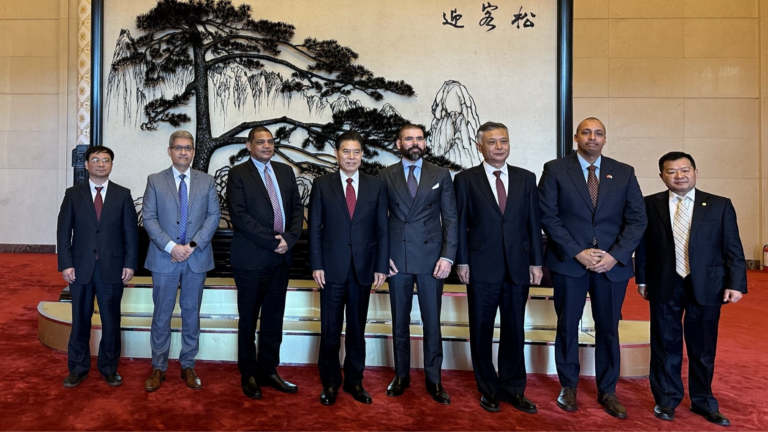 Delegación del Gobierno de Nicaragua en misión en Beijing
