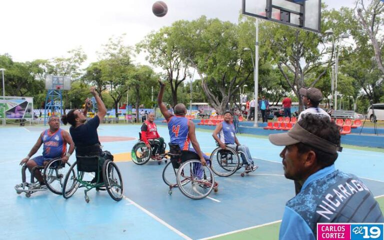 Realizan segundo campeonato de baloncesto sobre silla de ruedas