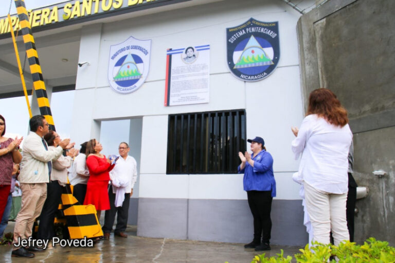 Inauguran nuevo centro penitenciario en León