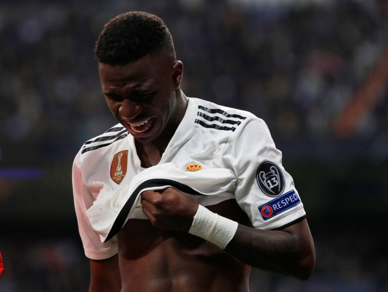 Vergonzoso: Vinicius Jr sufre insultos racistas en el estadio del Valencia