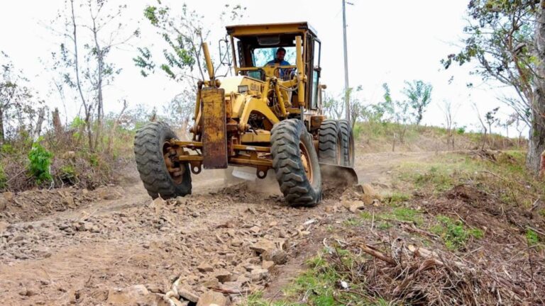 Avanzan obras de mantenimiento de caminos productivo en Boaco