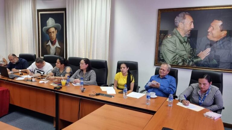 Gerentes de puertos participan en seminario sobre rentabilidad empresarial