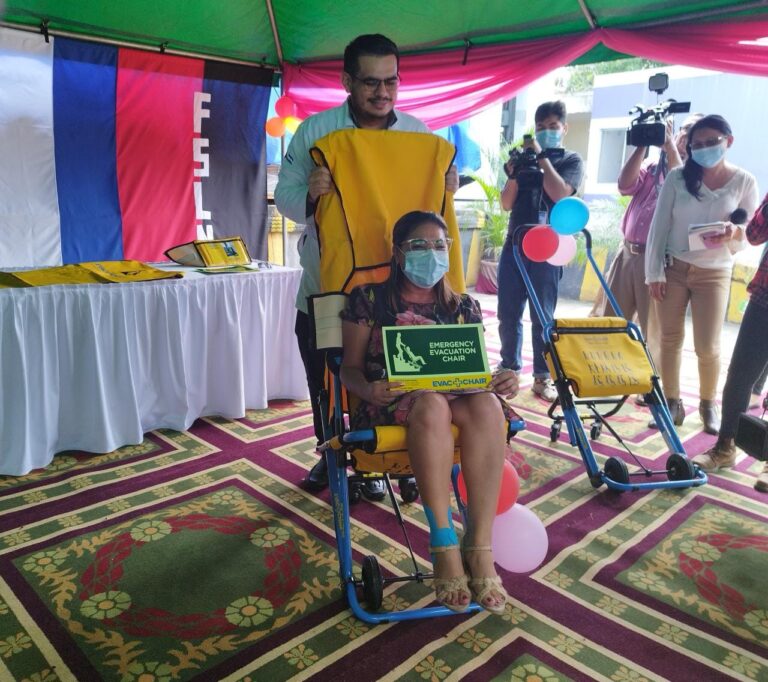 OPS entrega donación al MINSA para fortalecer programa “Todos con Voz”