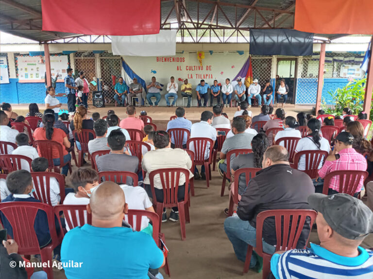 Inauguran estanques artesanales de tilapia en colegios de Carazo