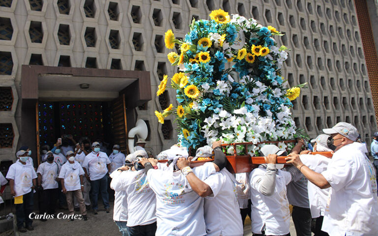 Rosario destaca alegría de las Fiestas de Agosto