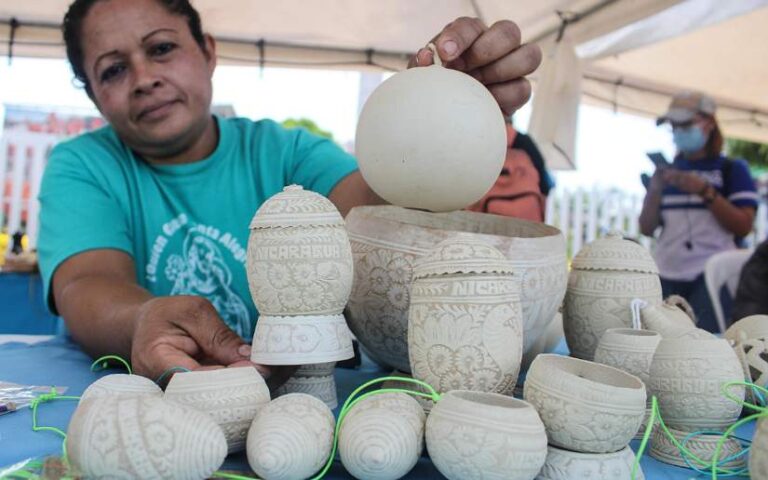 Programa ADELANTE entregará sus primeros créditos