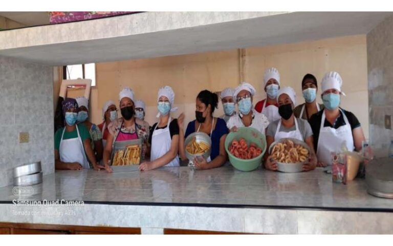 Escuelas de oficio brindan oportunidades de aprendizaje