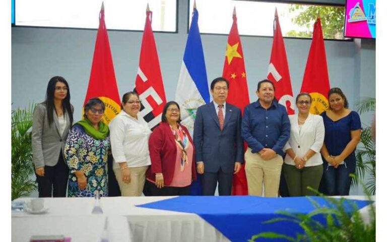 Embajador de China en Nicaragua en encuentros con entidades del gobierno